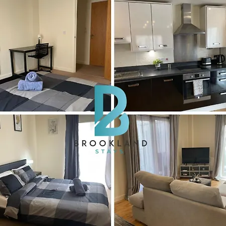 Two Bedroom House By Brookland Stays Serviced Accommodation Short Lets London With Free Wifi-2