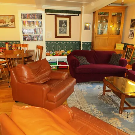Cranmore Mountain Lodge Bed & Breakfast-3