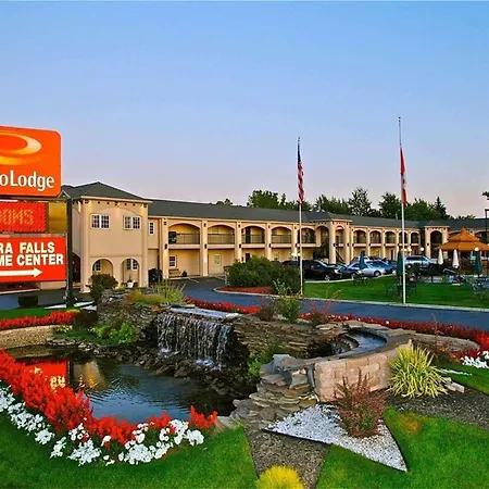 Econo Lodge At The Falls North-2