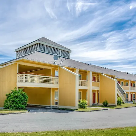 Econo Lodge Freeport - Brunswick Area-3