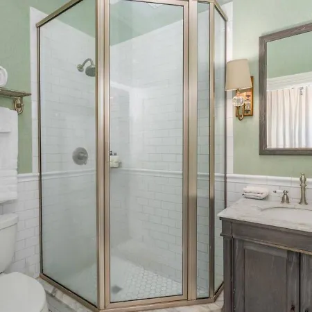 Mirabelle Suite 2 In The Heart Of Savannah'S National Historic Landmark District-3