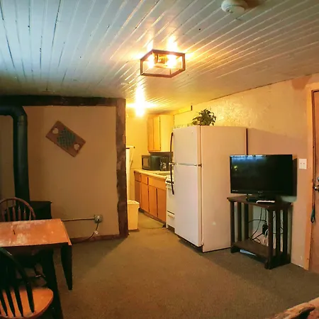 The Spruce Lodge-2