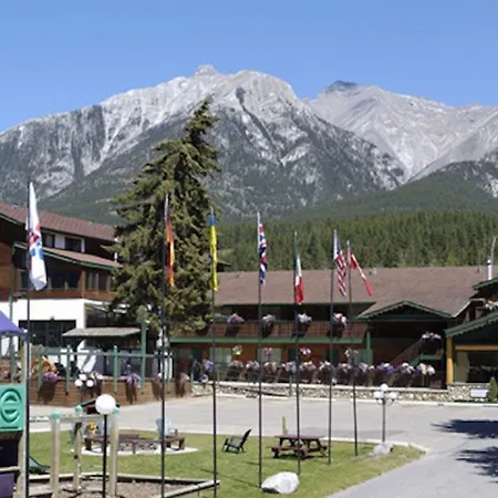 Rundle Mountain Lodge-3