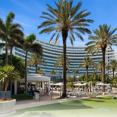 Fontainebleau Resort Balcony W Pool & Ocean View-3