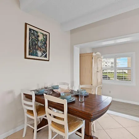 Ocean Club North C104-3