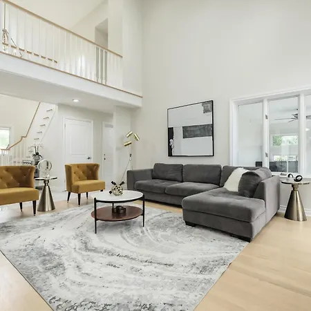 Windsor Luxury Oasis-2