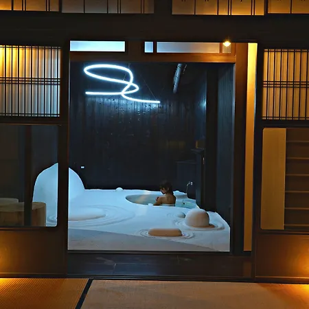 Kiraku Kyoto Aneyakoji-2