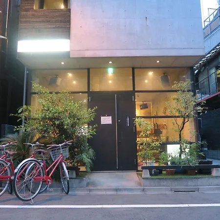 Kangaroo Hotel-2