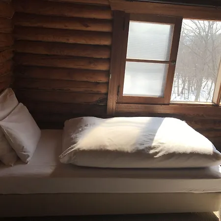 Niseko Backcountry Lodge-2