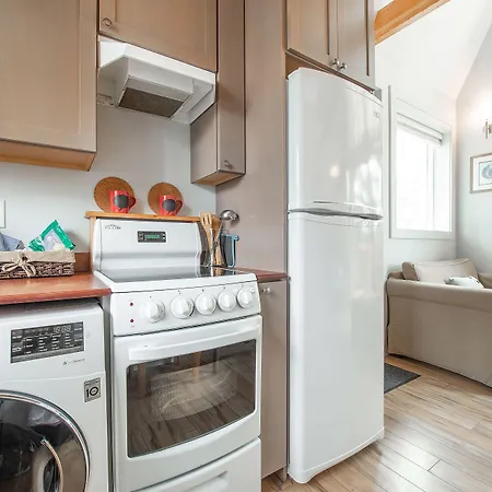 Sea Breeze Cottages-2