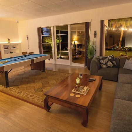Hilltop Legacy Vacation Rental-2