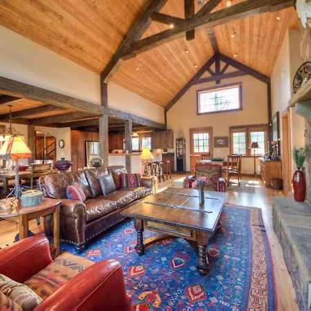 Antler Ridge Lodge-3