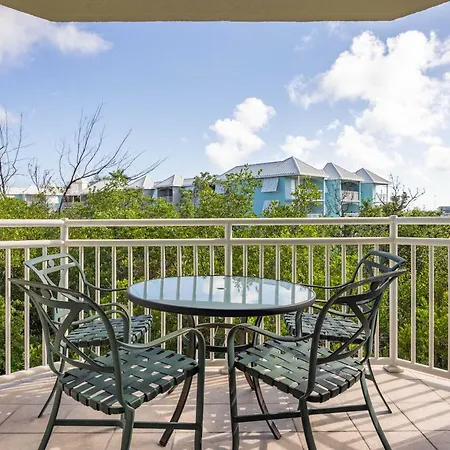 Tortuga Suite At Sunrise Suites Resort - Heated Pool, Hot Tub & Free Parking-3
