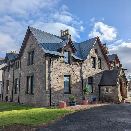 Cambeth Lodge Guesthouse-2