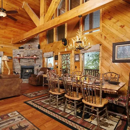 A Cloud 9 - Gorgeous Mountain Views, Outdoor Hot Tub + Game Room With Pool Table & More!-2