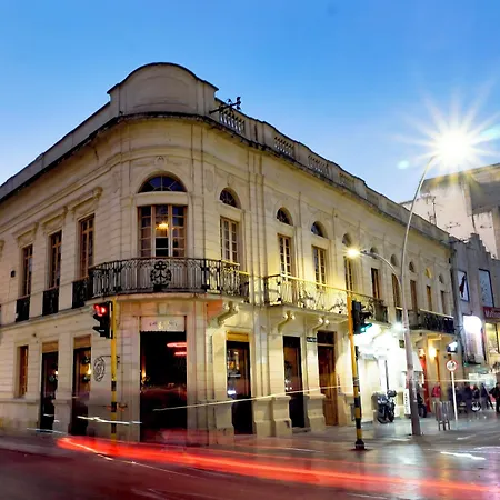 Colonia Suites 722-3
