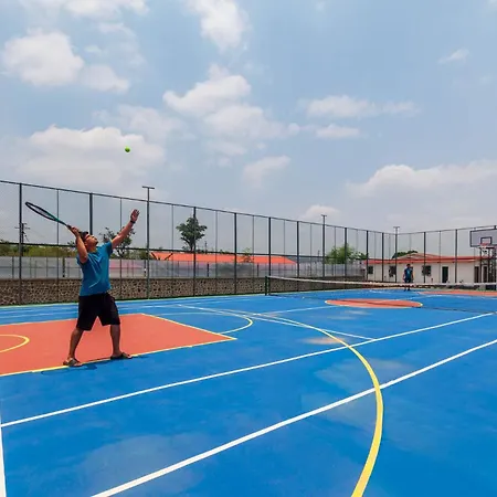 Stayvista'S La Palm - 8Bhk Villa With Gym & Sauna-2