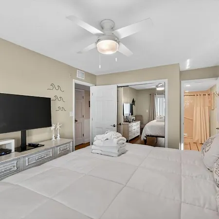 Holiday Villas II Unit 301-2