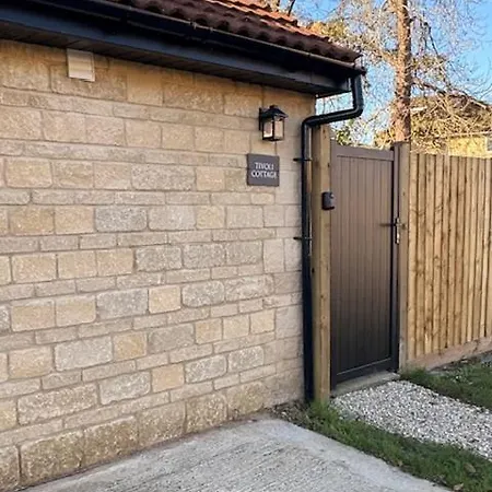 Tivoli Cottage Minutes From Ruh - Close To Centre-3