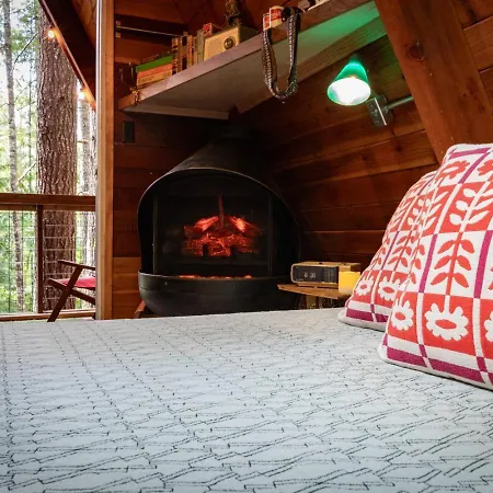 The Little Owl Cabin At Mount Rainier-3