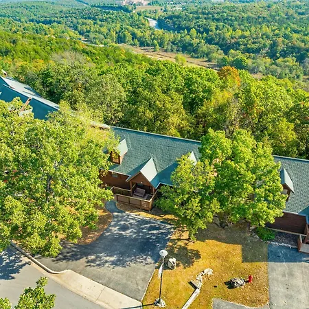 Ozarks Oasis Cabin-2