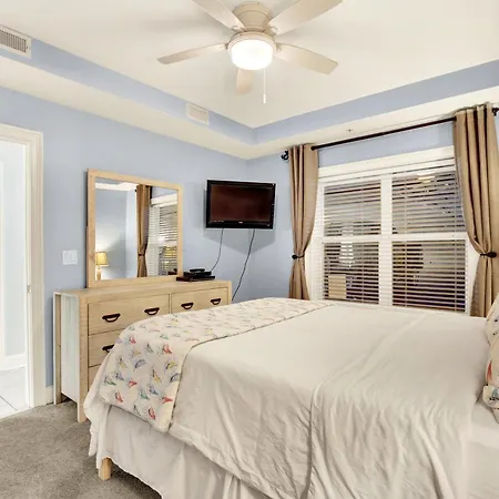 Beachside Colony Unit 613-3