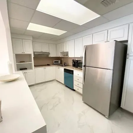 Zen Vacation Rentals Modern Penthouse Across Ocean-2