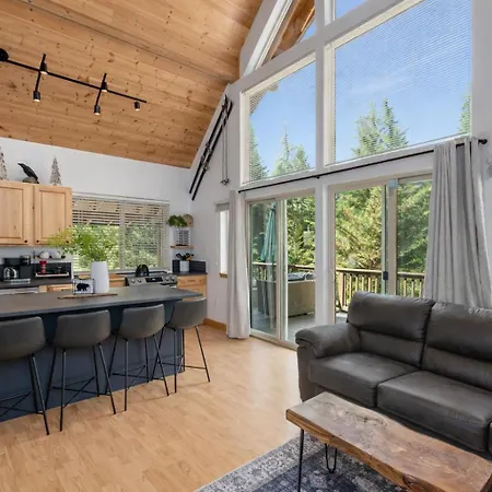 Raven Haven Lodge By Nw Comfy Cabins-2