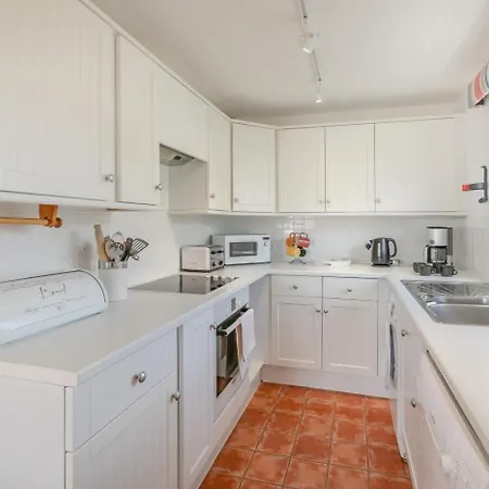 2 Bed In St Ives Oc-Nic24-3