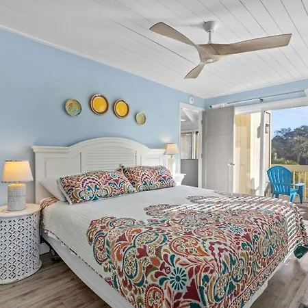 947 Sealoft Villa-3