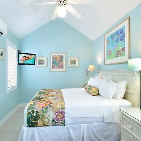 Center Court-Boutique Old Town Lodging-2