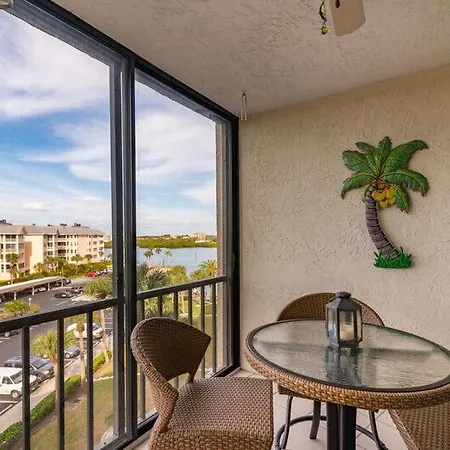 Harbor Towers- 514-2