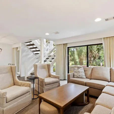 2877 Swallowtail At Sea Pines-3