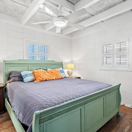 Carolina Breeze 506 Miller Lane In North Myrtle Beach - No Steps-3