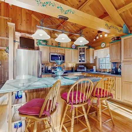 Chimney Hill Retreat-3