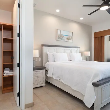 Las Palomas Phase 2 Coronado 104 2 Bedroom 2 Ba Gf-2