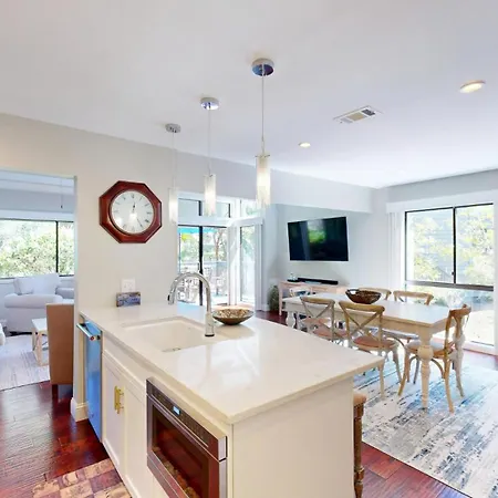246 Turnberry Village-2