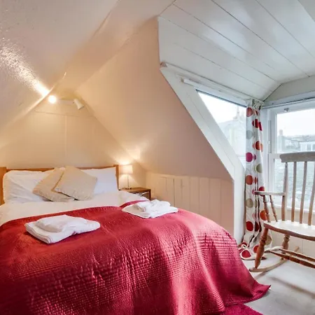 3 Bed In St Ives Oc-Bail06-2