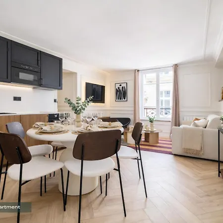 Poeticstay - Louvre - Aboukir-2