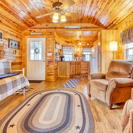 Karas Cottage-3