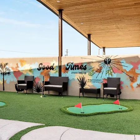 The Lazy River House - Joshua Tree Resort-3