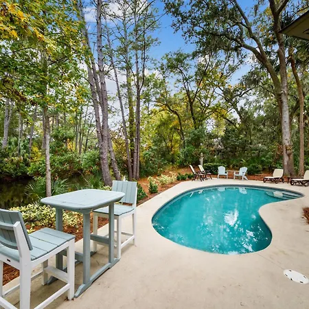 8 Cottage Court-2