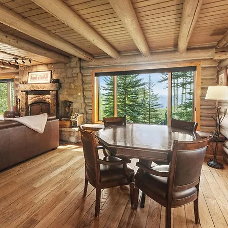 Trappers Cabin-3