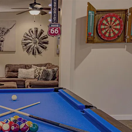 Luxury Cabin Hot Tub & Game Room Near Highlands-2