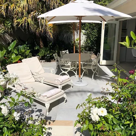 Constantia Valley Lodge-2