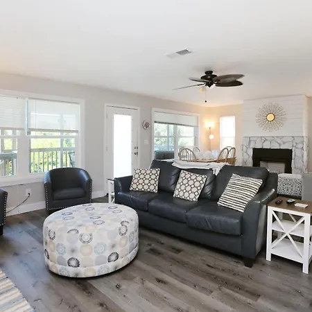 Buckeye Beach House By Pristine Properties Vacation Rentals-2