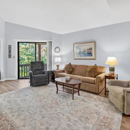 Harbour Oaks 604-3