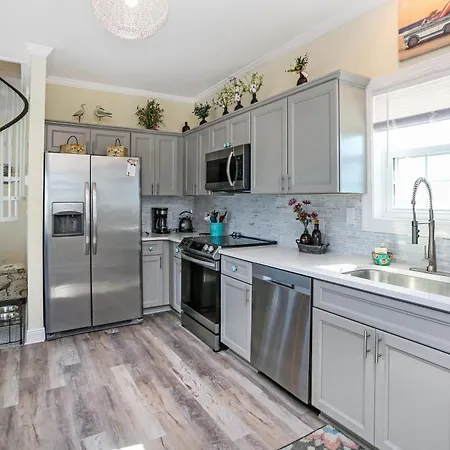 The Chill Inn By Pristine Properties Vacation Rentals-2