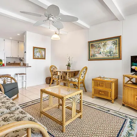 Dreamy True Oceanfront Condo - Hale Kona Kai 307 By Casago Kona-3