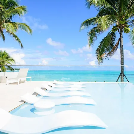 Two Bedroom Condo At One Cable Beach With Patio-2